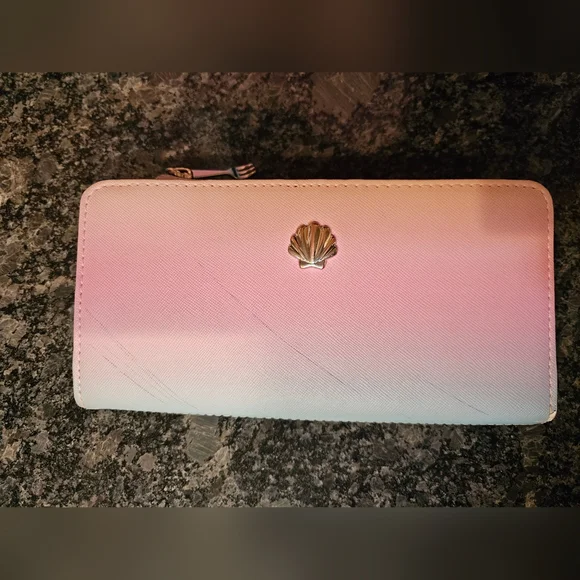 Loungefly cute The Little Mermaid ombre Dinglehopper purse. - Picture 5 of 9